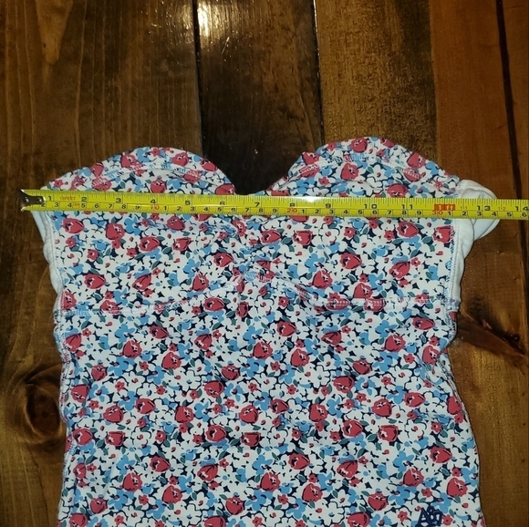 𝅺Blue & red floral sleeveless crop top with tie back Small - Picture 2 of 10